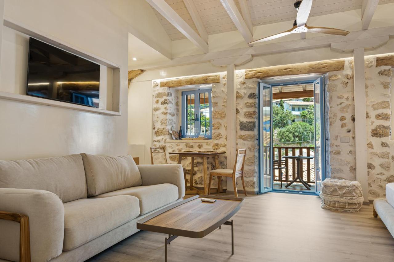 Tellion Suites Áyios Nikítas Exterior foto