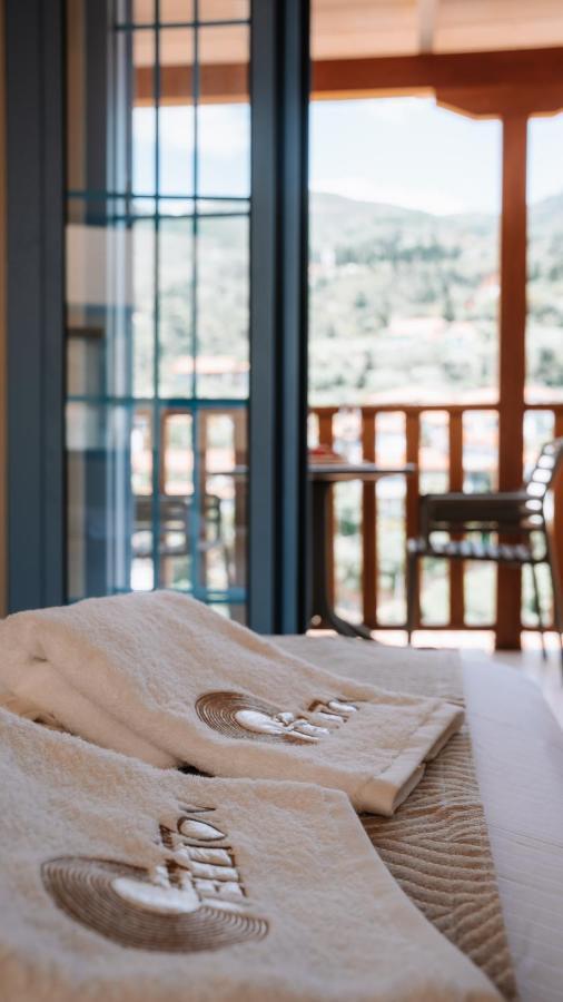 Tellion Suites Áyios Nikítas Exterior foto
